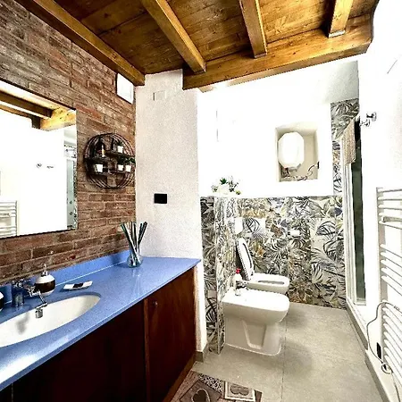 Loft La Lanterna Генуя